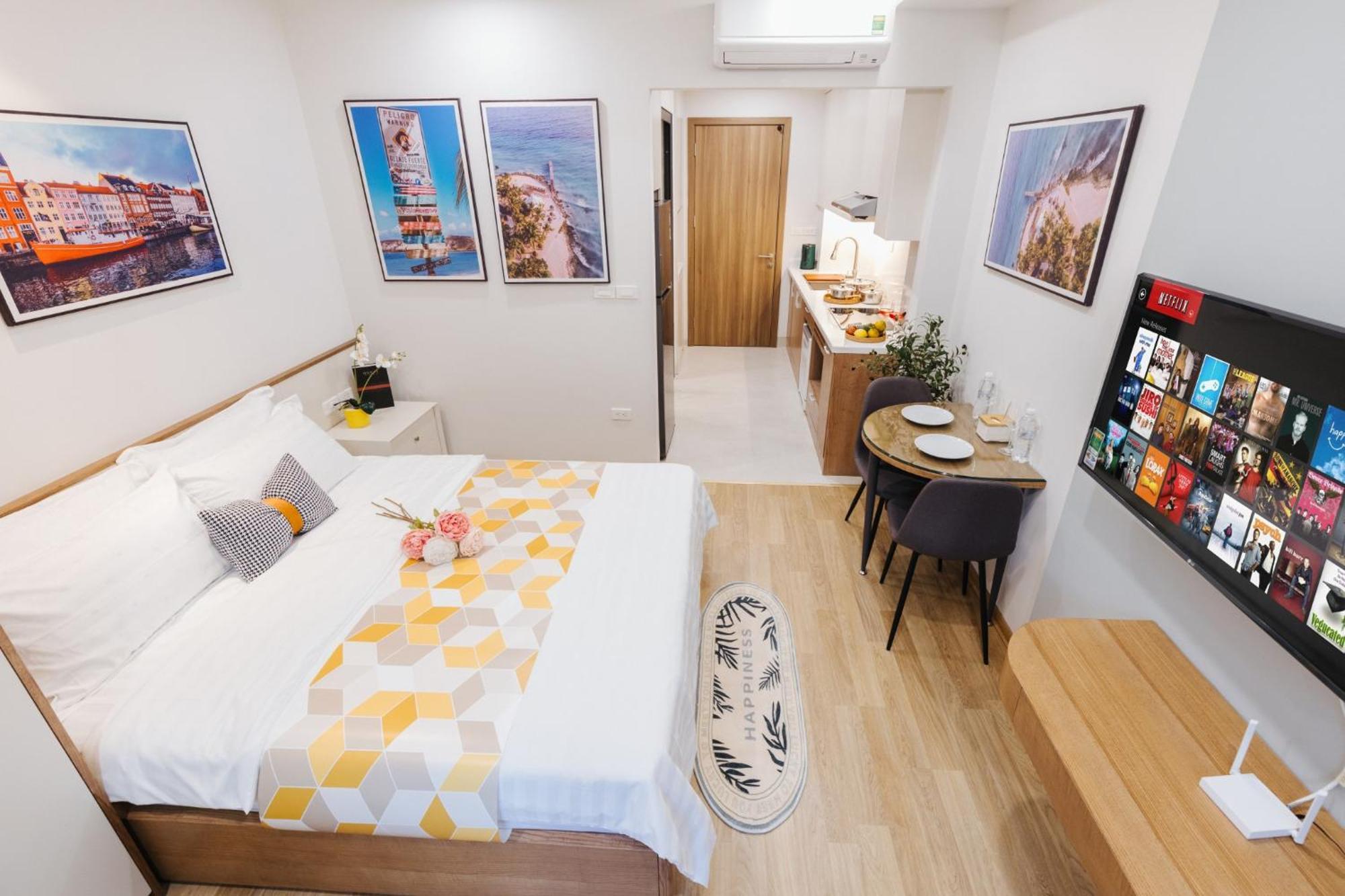 Margaery Boutique Apartment & Skyon9 Rooftop Bar Hanoi Exterior photo