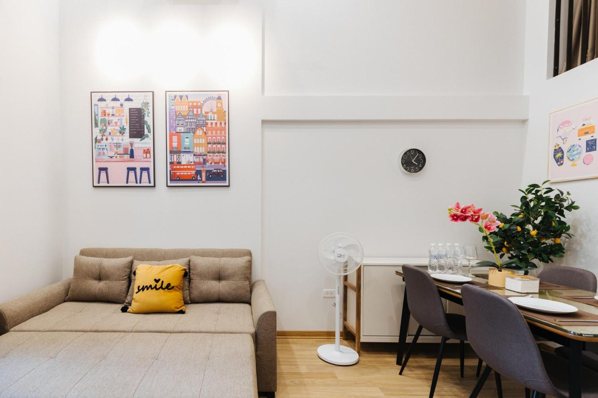Margaery Boutique Apartment & Skyon9 Rooftop Bar Hanoi Exterior photo